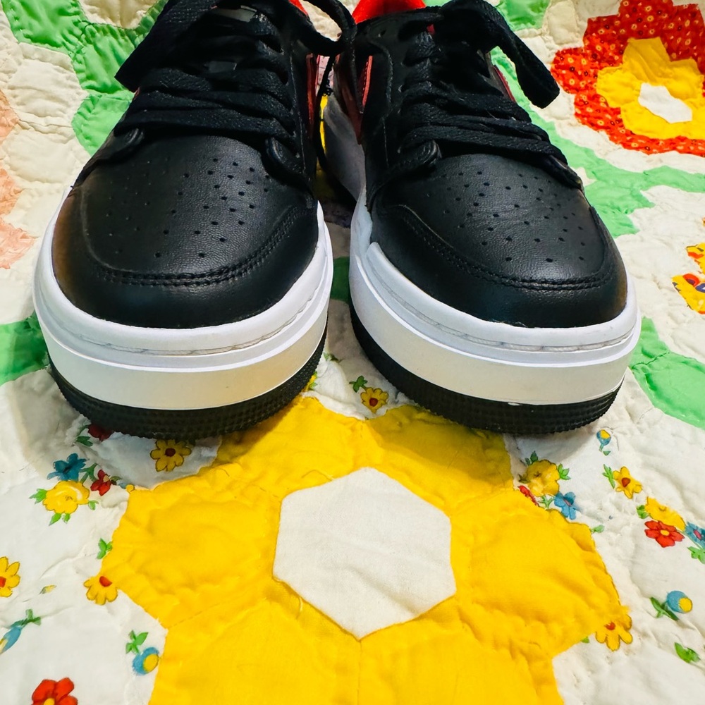 Women’s Nike Air Jordan 1 Elevate Low - Picture 6 of 8